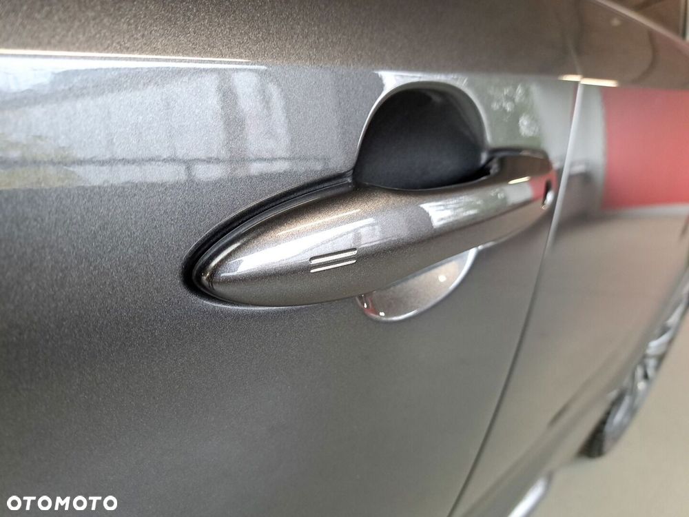 Toyota Corolla 1.8 Hybrid Style - 37