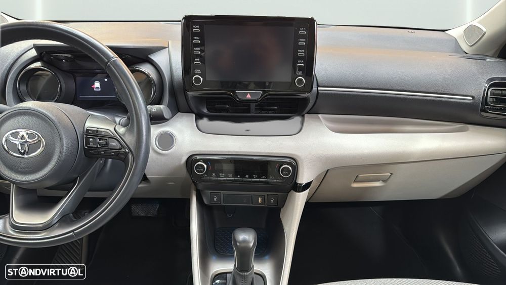 Toyota Yaris 1.5 HDF Luxury - 26