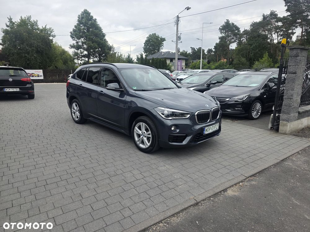 BMW X1 xDrive20d Sport Line - 1