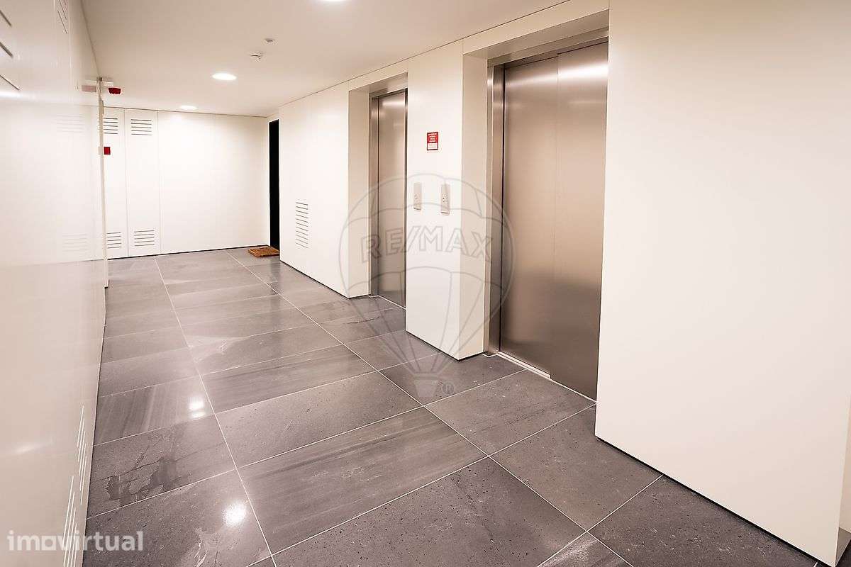 Apartamento T2 para arrendamento - Grande imagem: 4/11