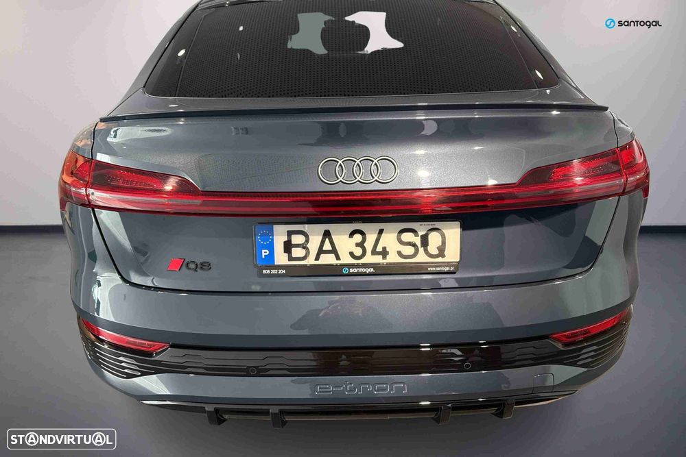 Audi Q8 e-Tron Sportback - 4