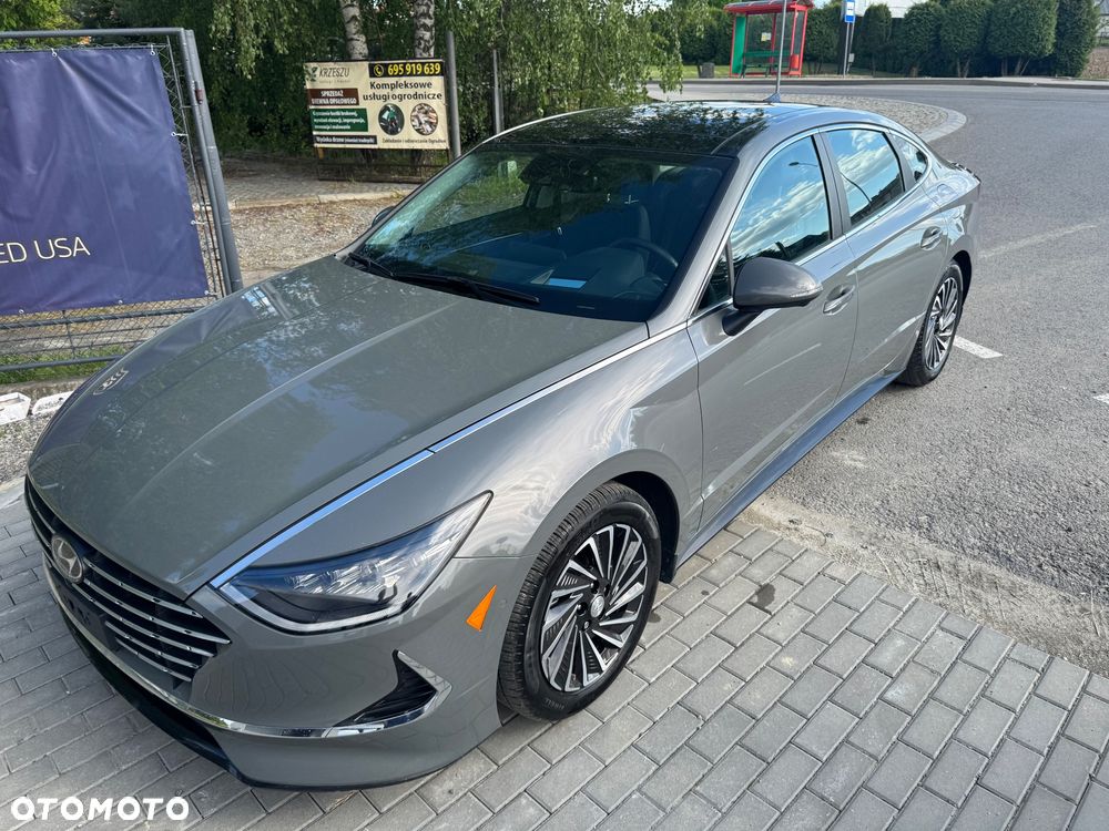 Hyundai Sonata - 20