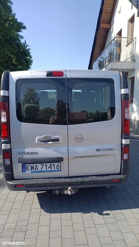 Opel Vivaro - 8