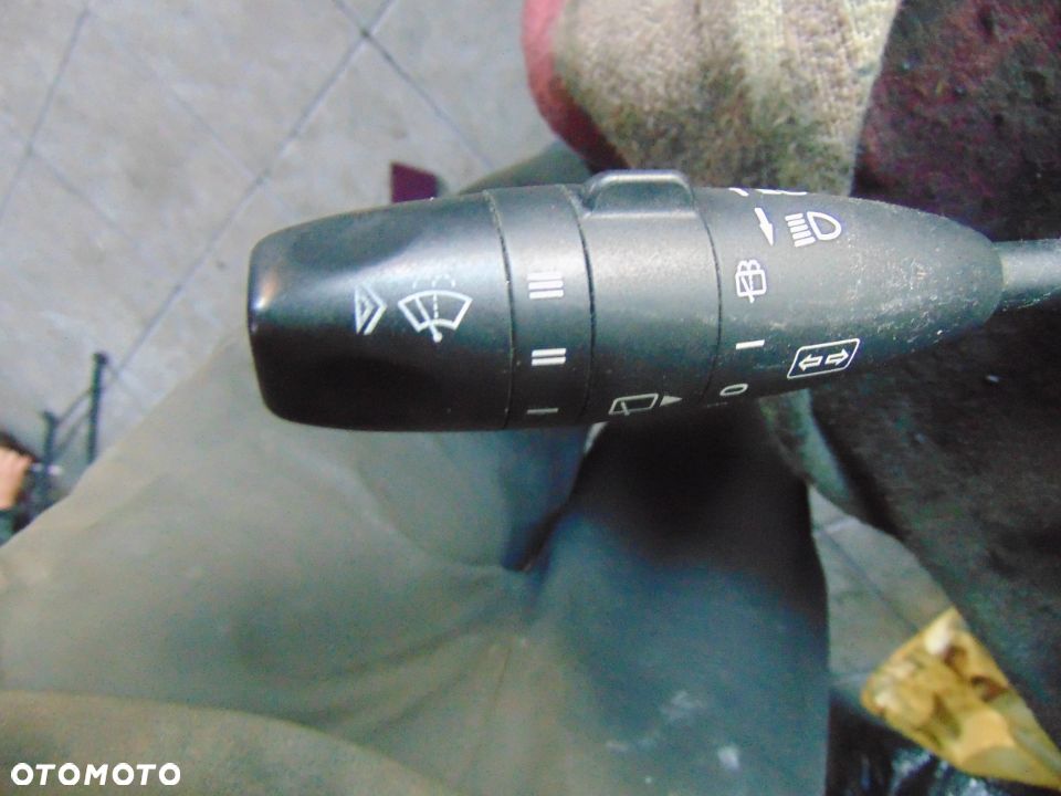 Manetka Mercedes w203 KOMBI - 3