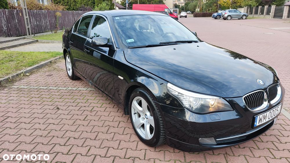 BMW Seria 5 520d - 25