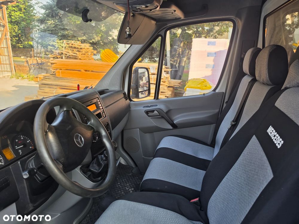 Mercedes-Benz SPRINTER - 5