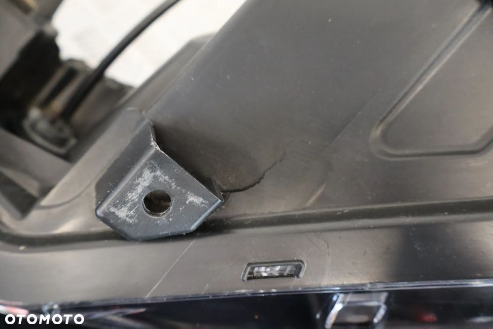 LAMPA PRZEDNIA PRZÓD LEWA NISSAN LEAF II 2 FULL LED 26060-5SH5A 2017 - 18