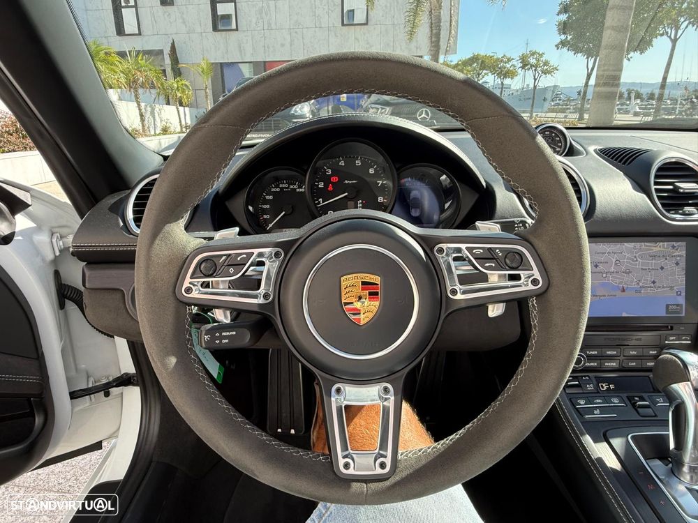 Porsche 718 Spyder PDK - 9