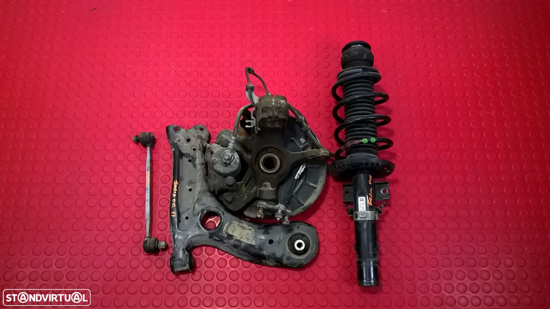 Suspensão Frente Direita 1.6 TDI 90cv - 6R0407152E / 6RU407256B / 6Q0413031BJ /... - 1