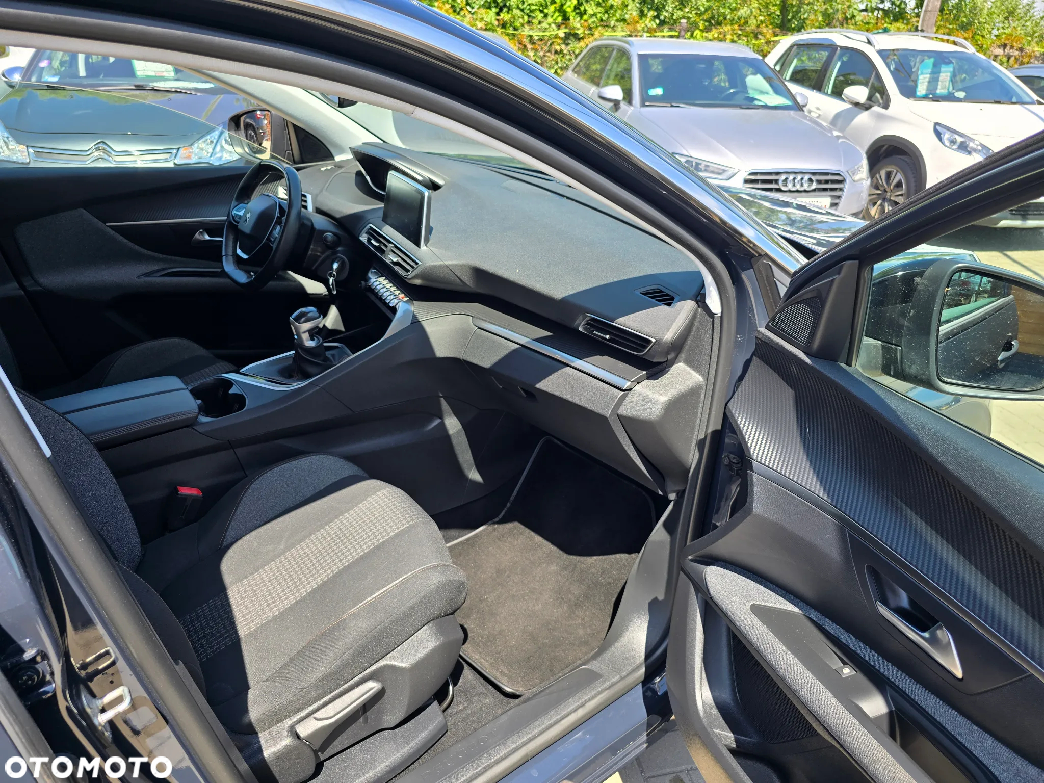 Peugeot 3008 - 11