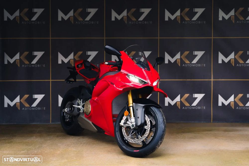 Ducati Panigale V4 S - 2