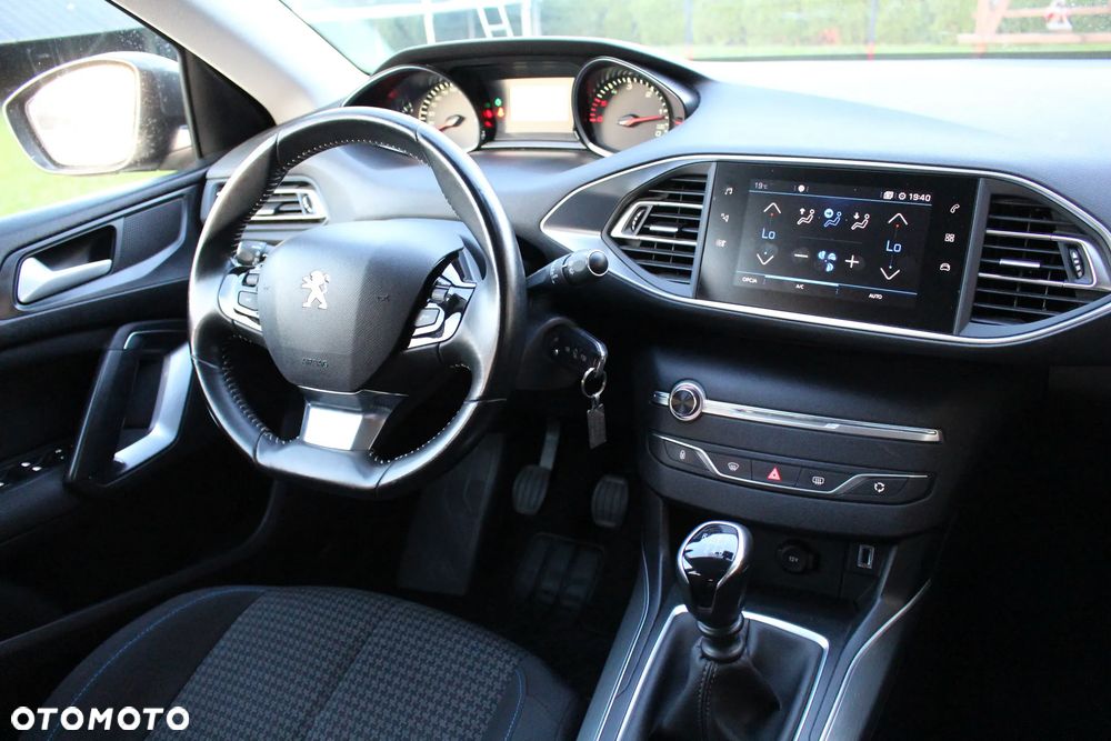 Peugeot 308 - 19