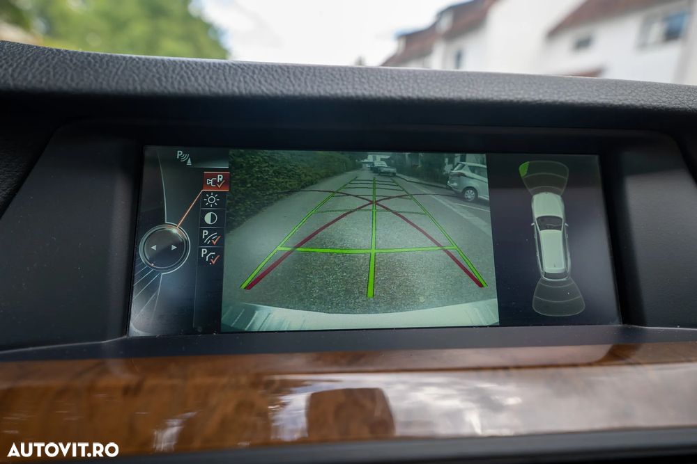 BMW Seria 5 525d xDrive Touring Aut. Luxury Line - 4