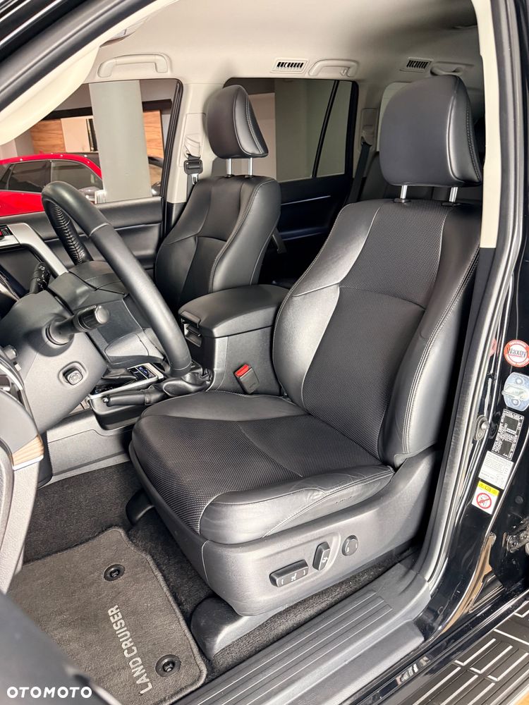 Toyota Land Cruiser 2019
