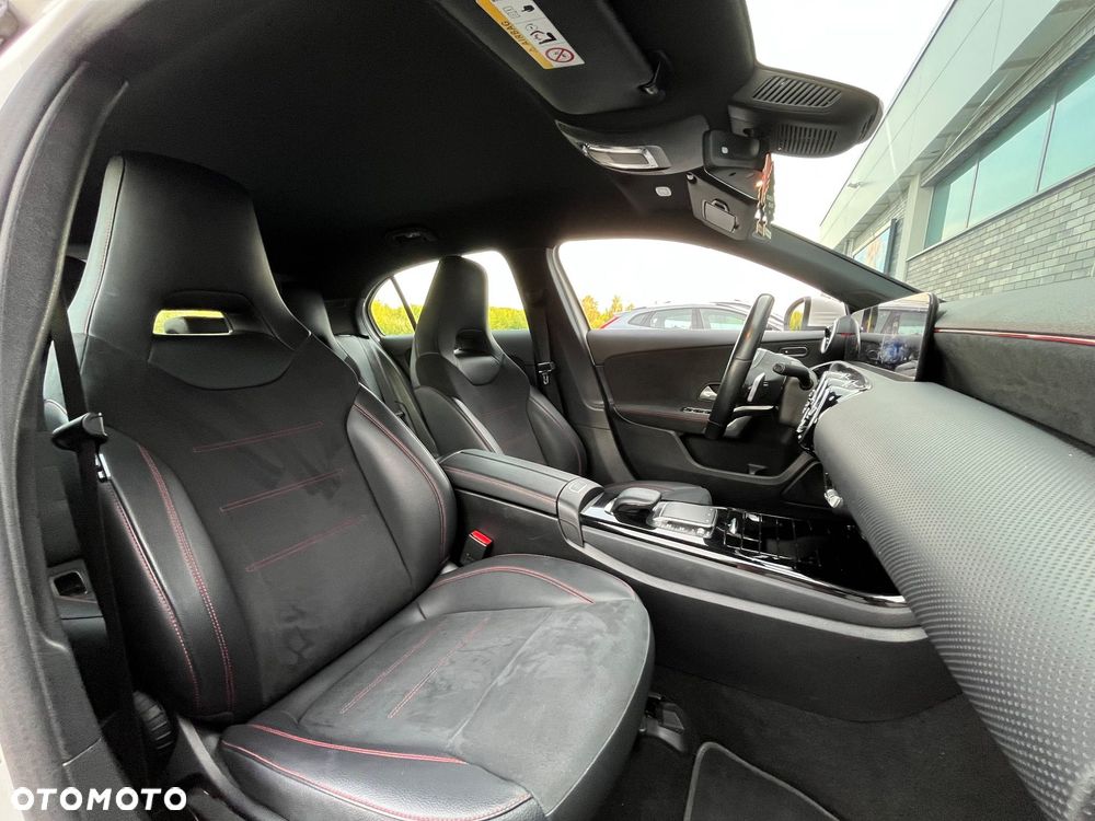 Mercedes-Benz Klasa A 180 AMG Line 7G-DCT - 18