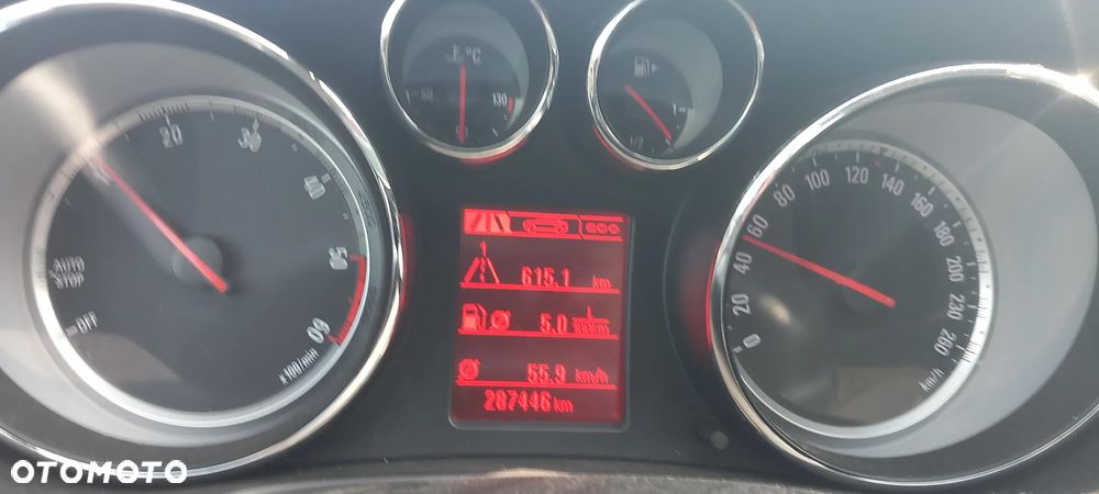 Opel Insignia 2.0 CDTI EcoFLEX S&S - 8