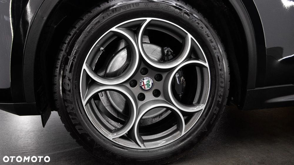 Alfa Romeo Stelvio 2.0 Turbo Sprint Q4 - 10