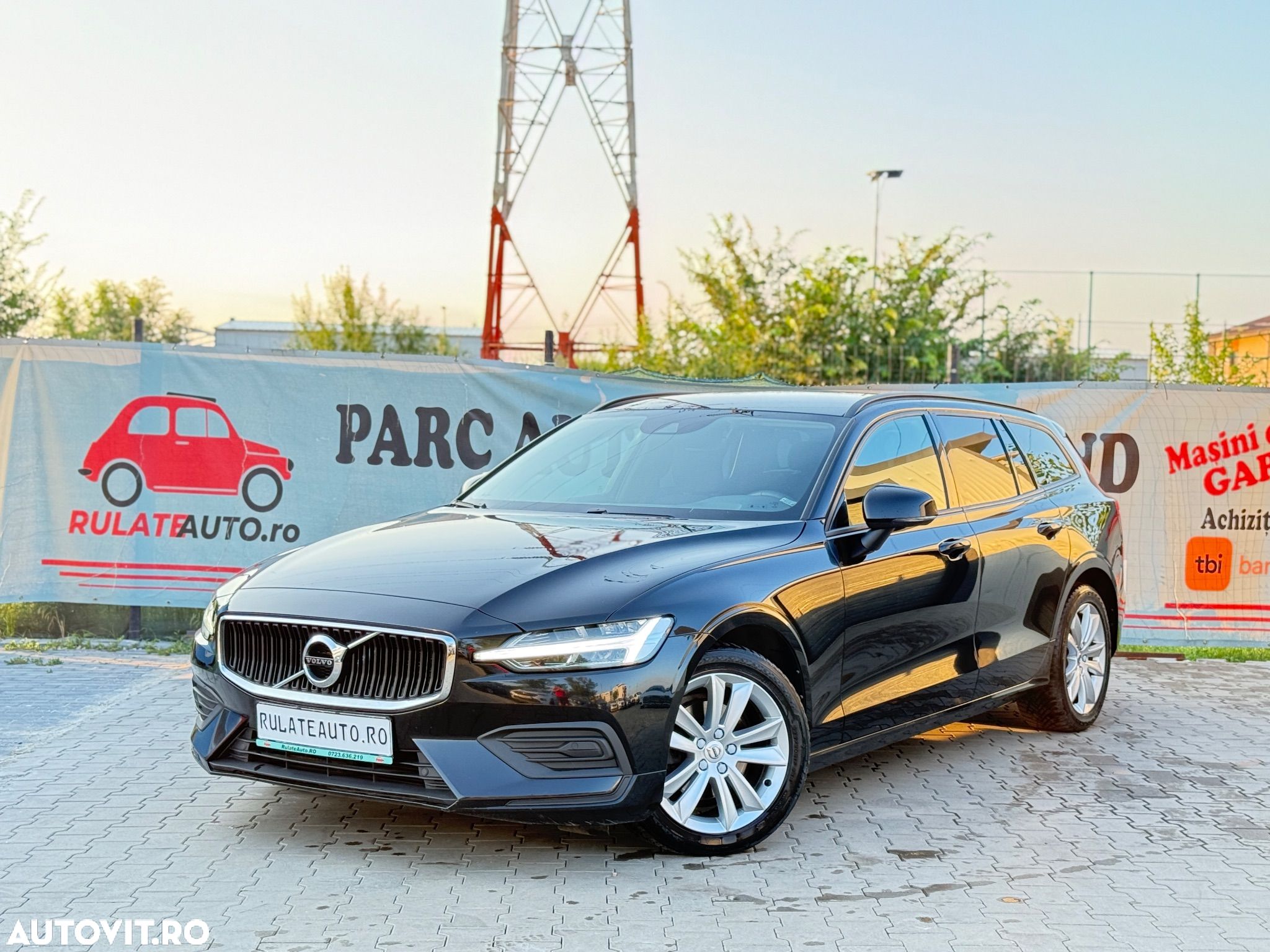 Volvo V60 D3 Momentum - 1