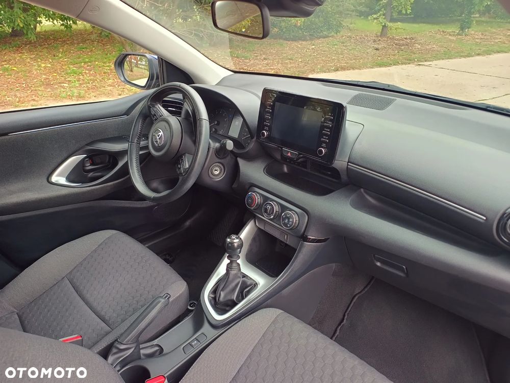Toyota Yaris 1.5 Comfort - 10