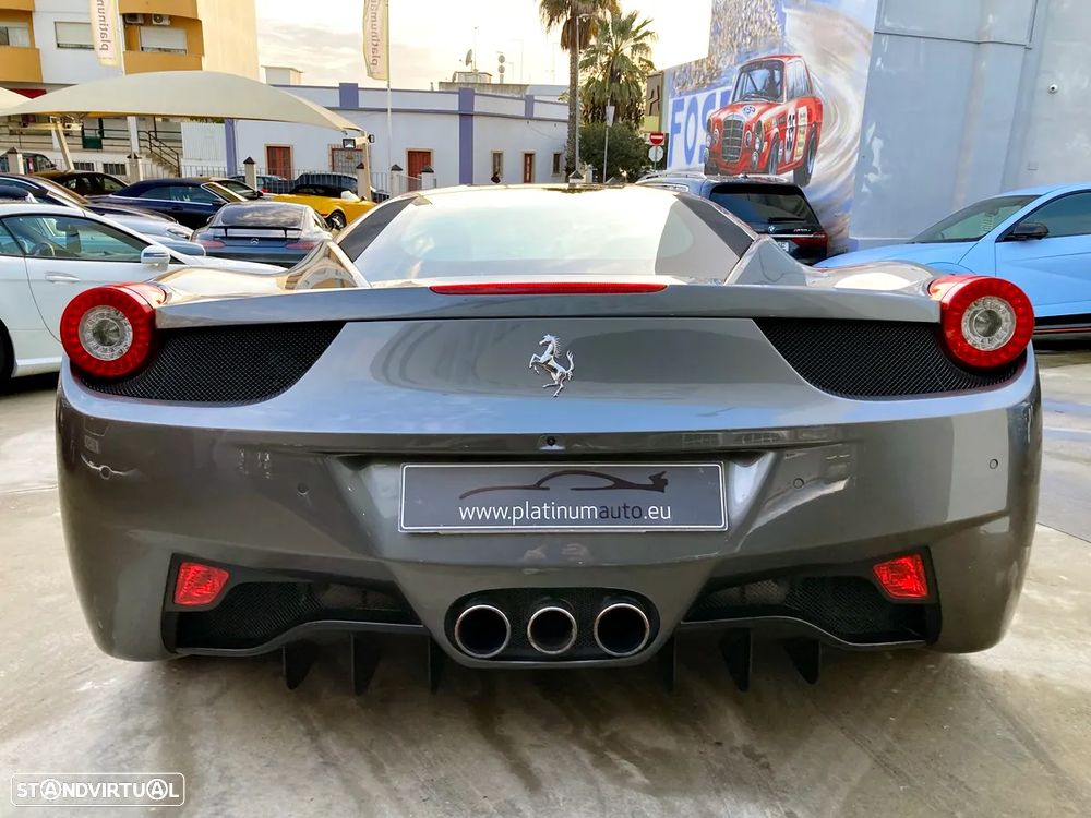 Ferrari 458 Italia - 4