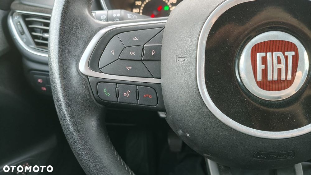 Fiat Tipo 1.6 MultiJet 16v Lounge - 11