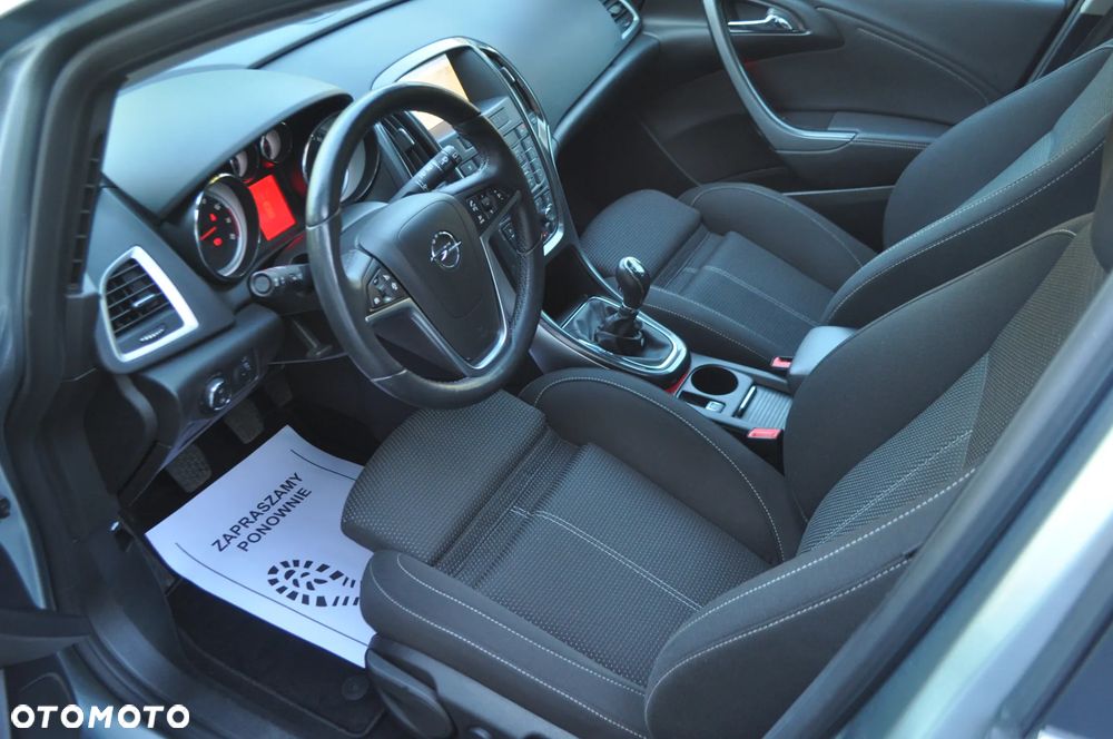 Opel Astra 1.4 Turbo Exklusiv - 19