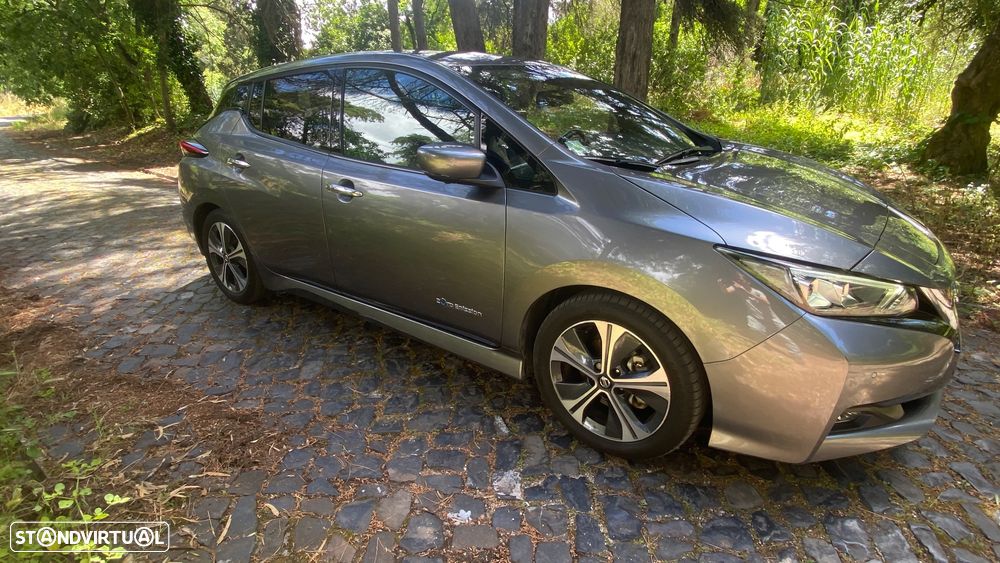 Nissan Leaf Tekna Two Tone - 24