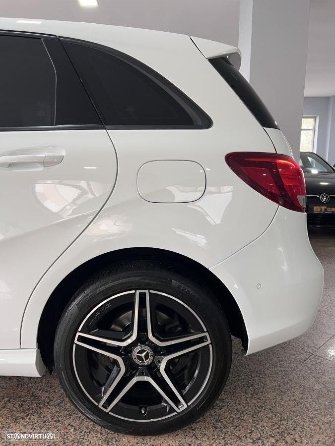 Mercedes-Benz B 220 CDi AMG Line - 26
