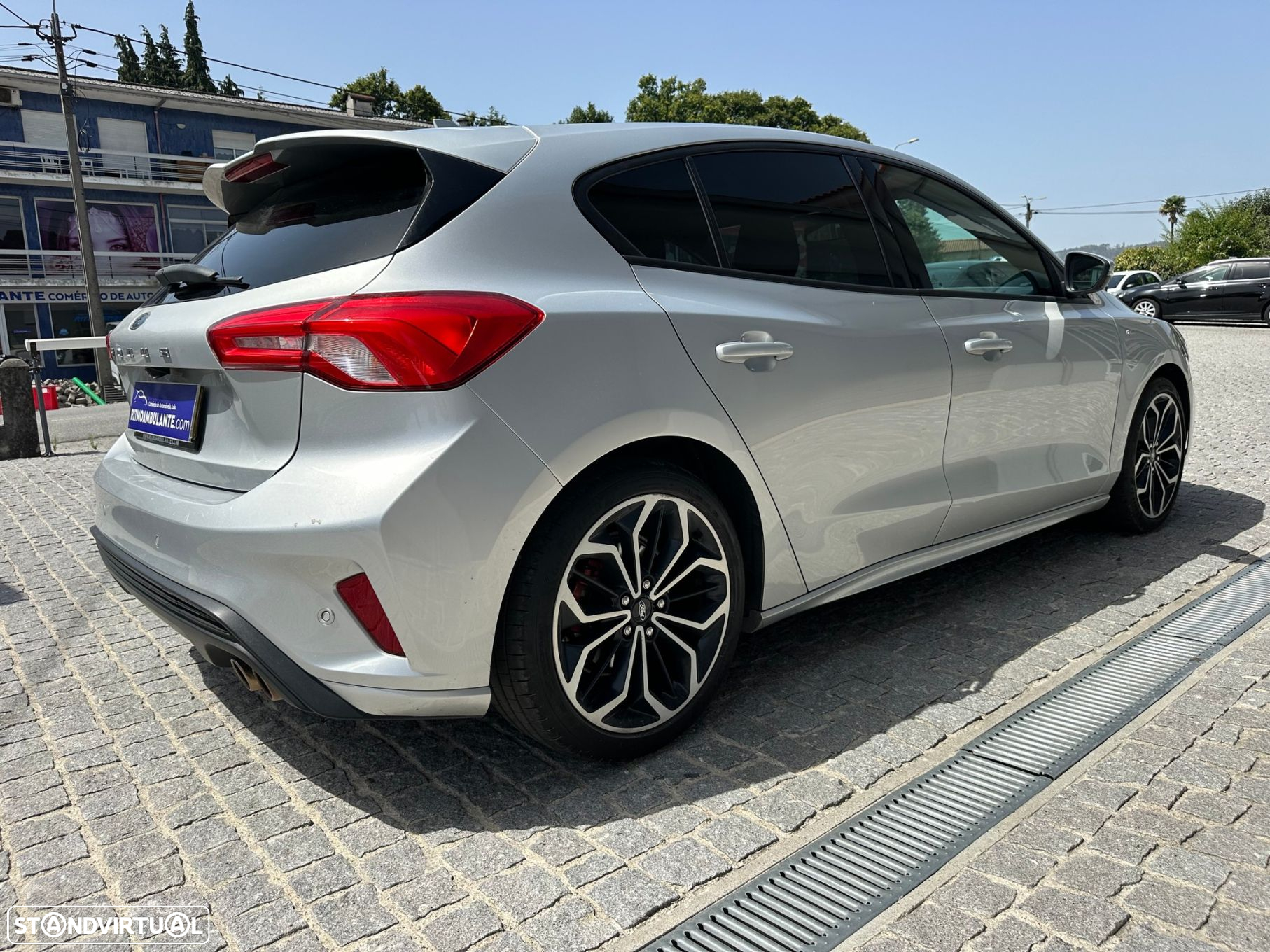 Ford Focus 1.5 TDCi EcoBlue ST-Line - 2