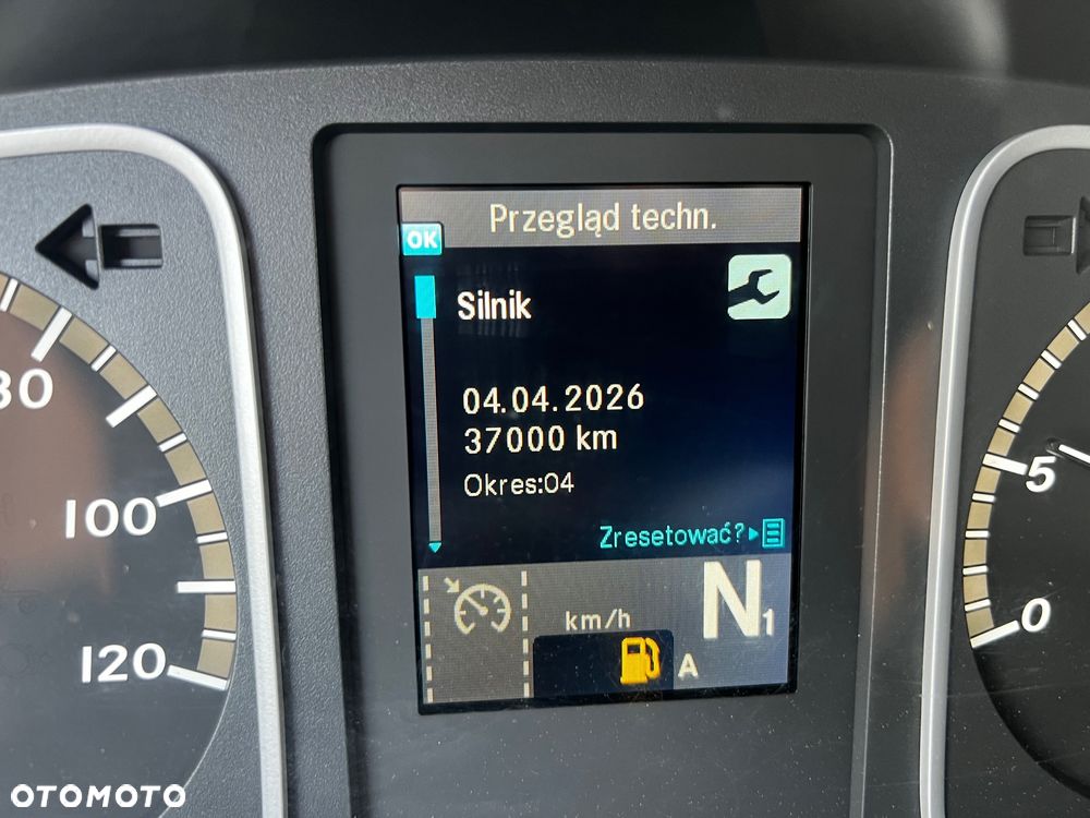 Mercedes-Benz ATEGO - 33