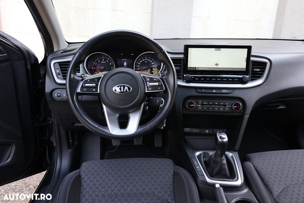 Kia Ceed - 6