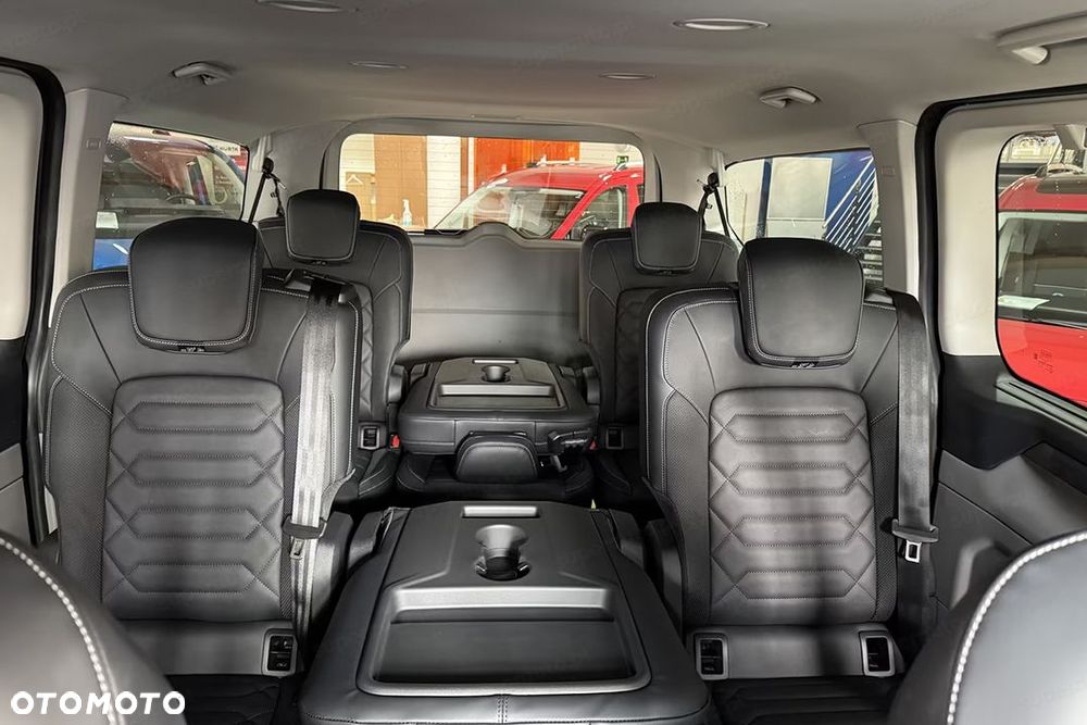 Ford Tourneo Custom - 4