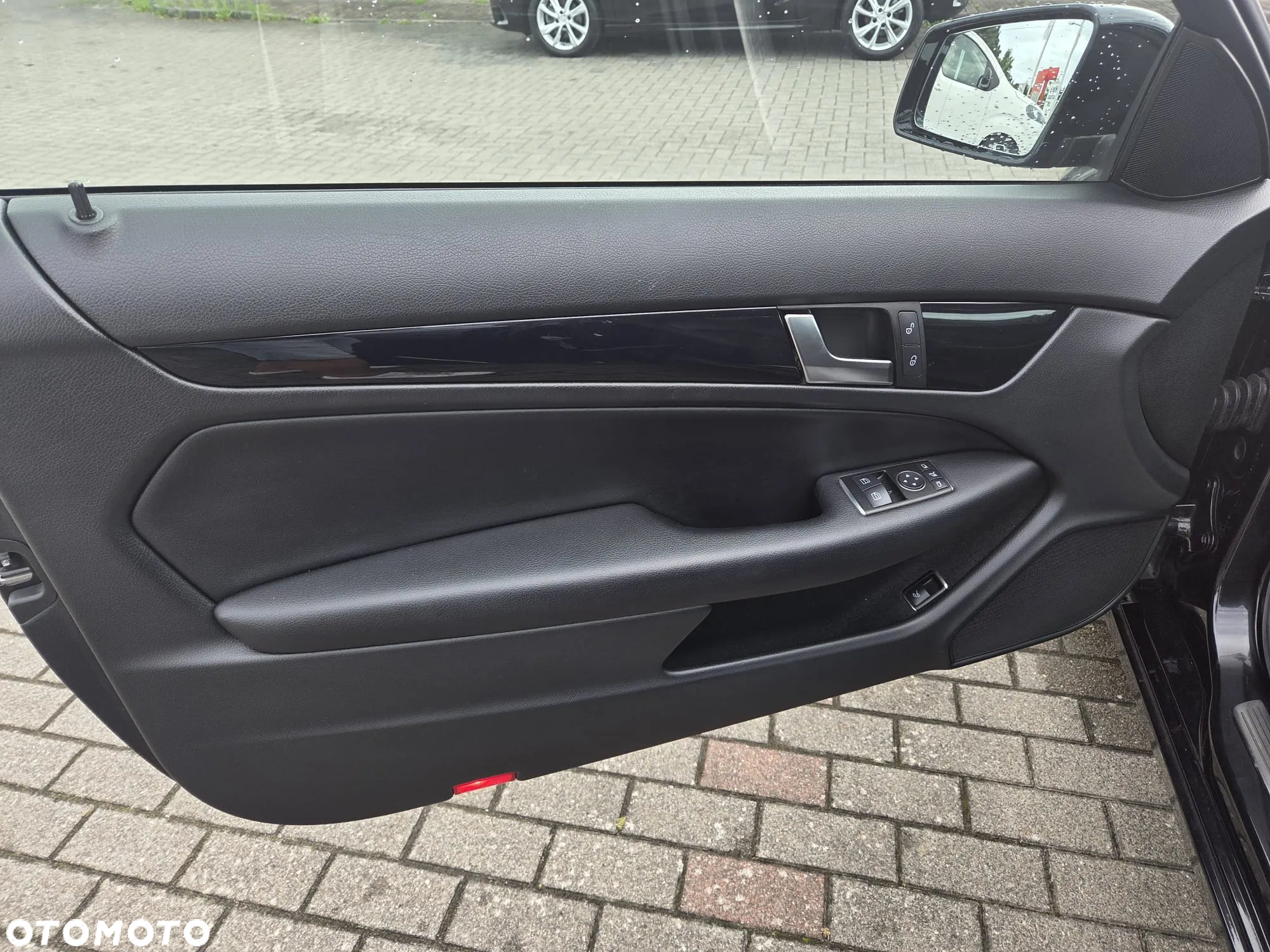 Mercedes-Benz Klasa C 180 Coupe BlueEFFICIENCY - 10
