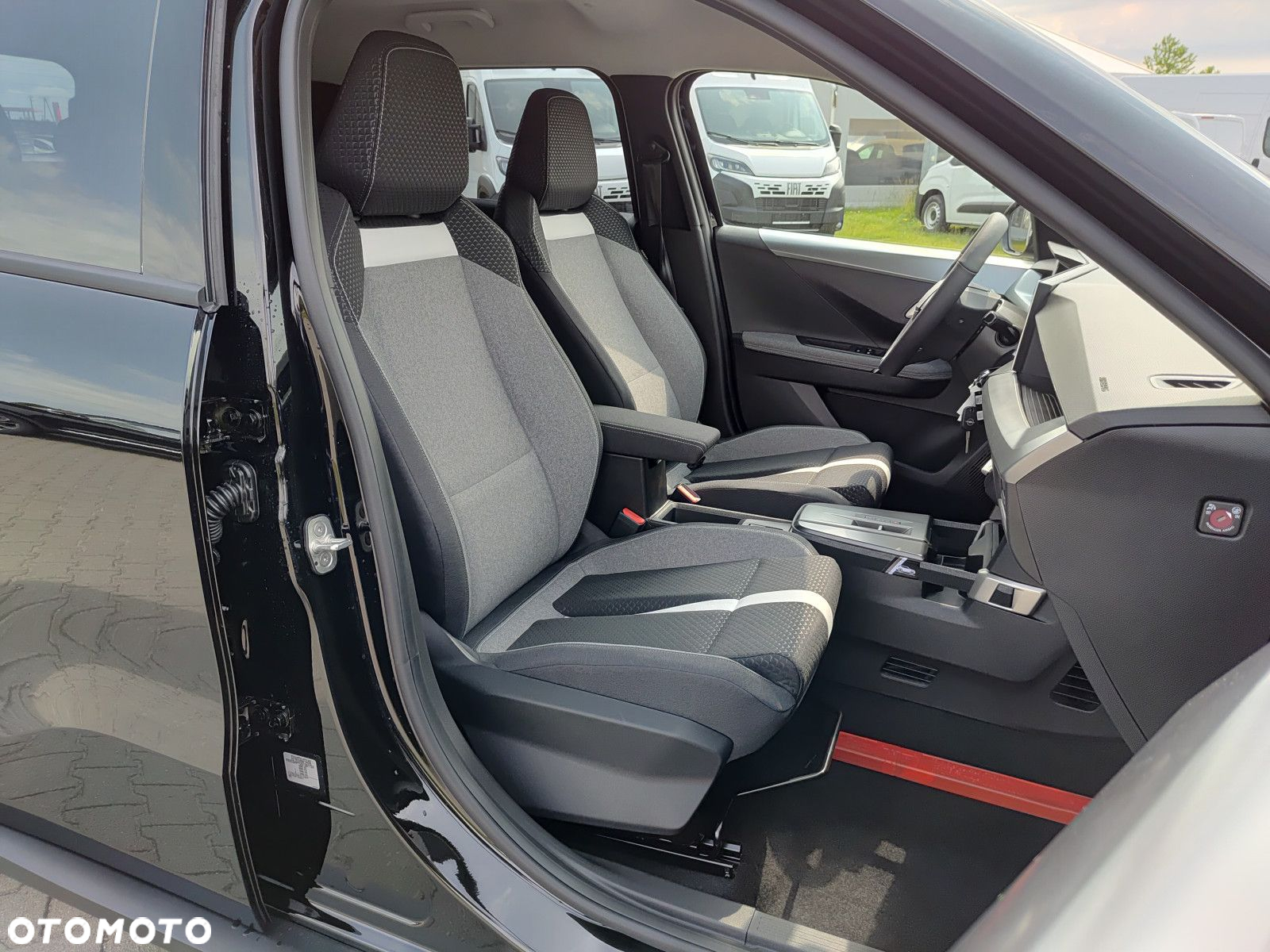 Opel Frontera 1.2 T mHEV GS eDTC6 - 8