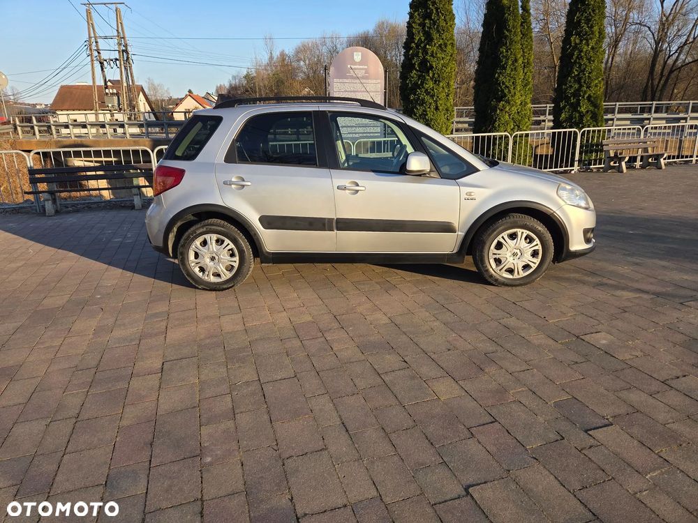 Suzuki SX4 1.9 DDiS 4WD GS / Premium - 2