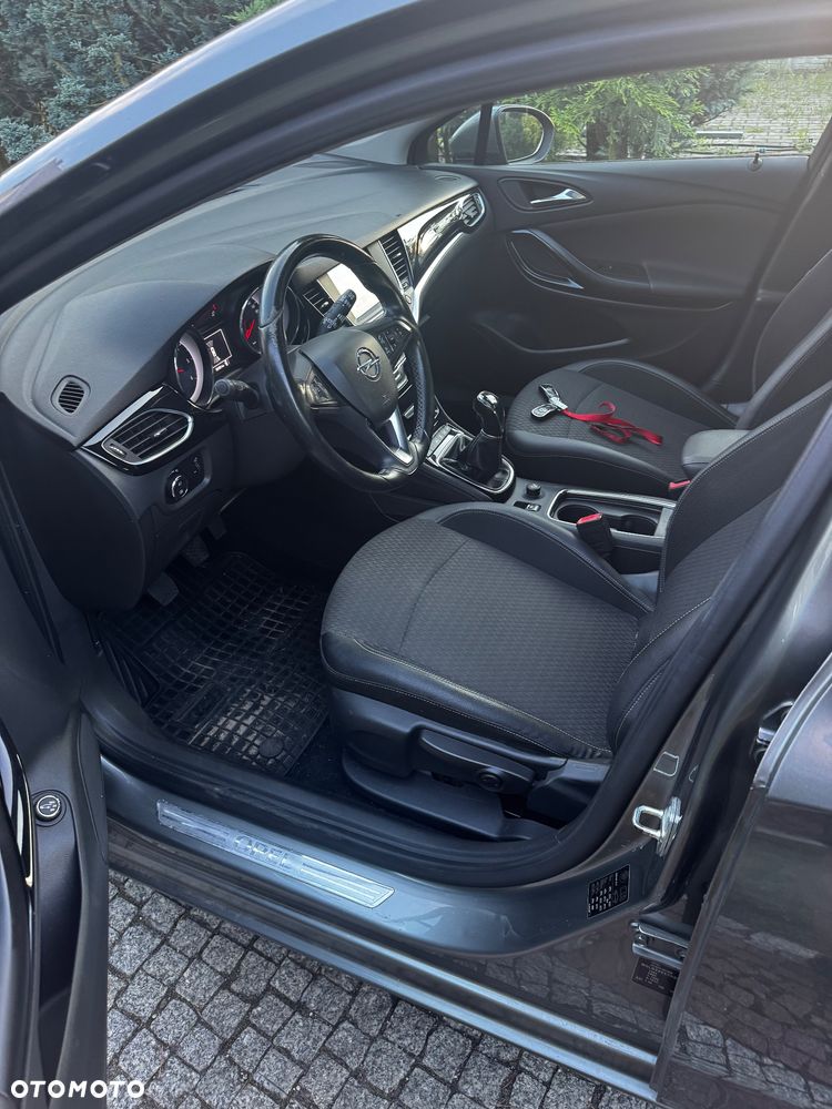 Opel Astra 1.6 CDTI Elite S&S - 13