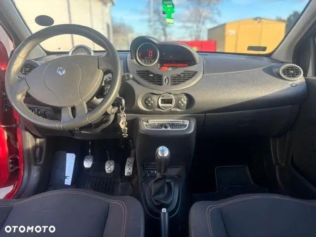 Renault Twingo 1.6 16V RS - 11