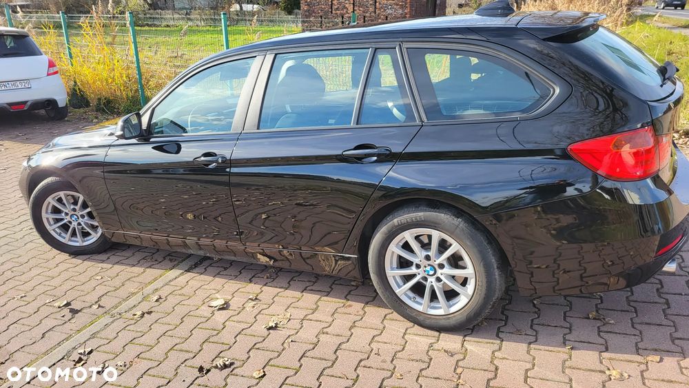BMW Seria 3 316d - 26