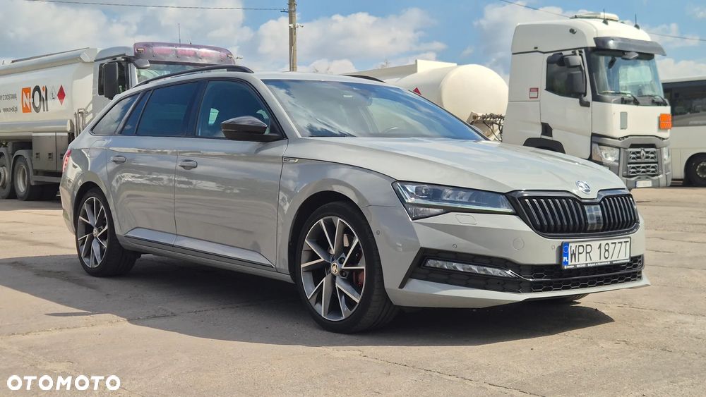 Skoda Superb 2022 photo 2