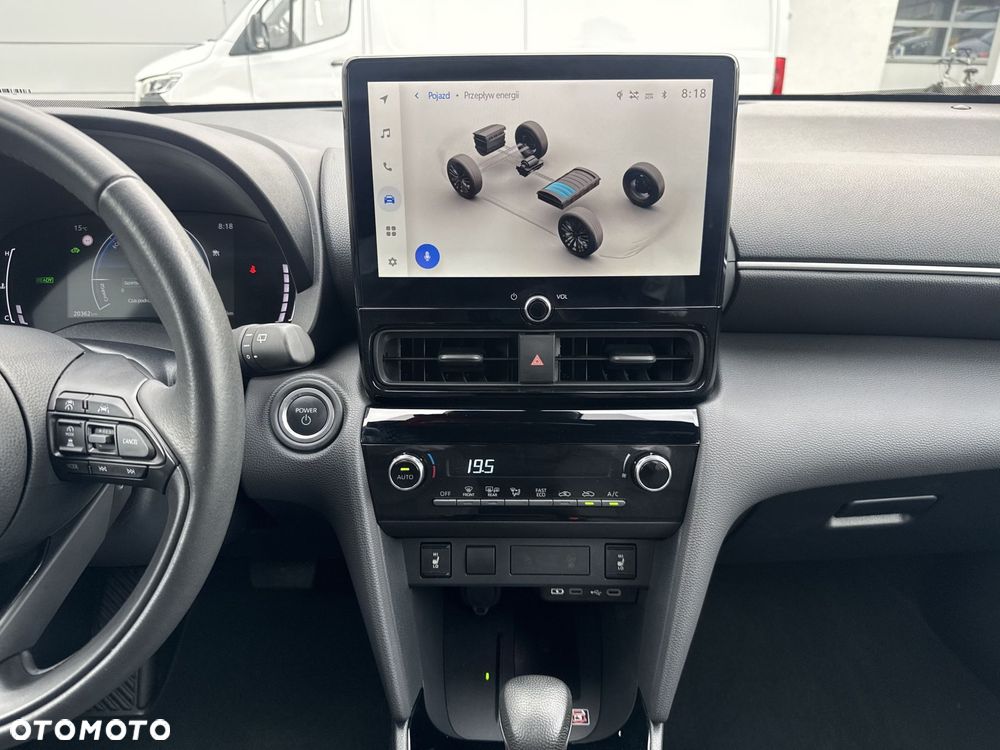 Toyota Yaris Cross Hybrid 1.5 Style - 25