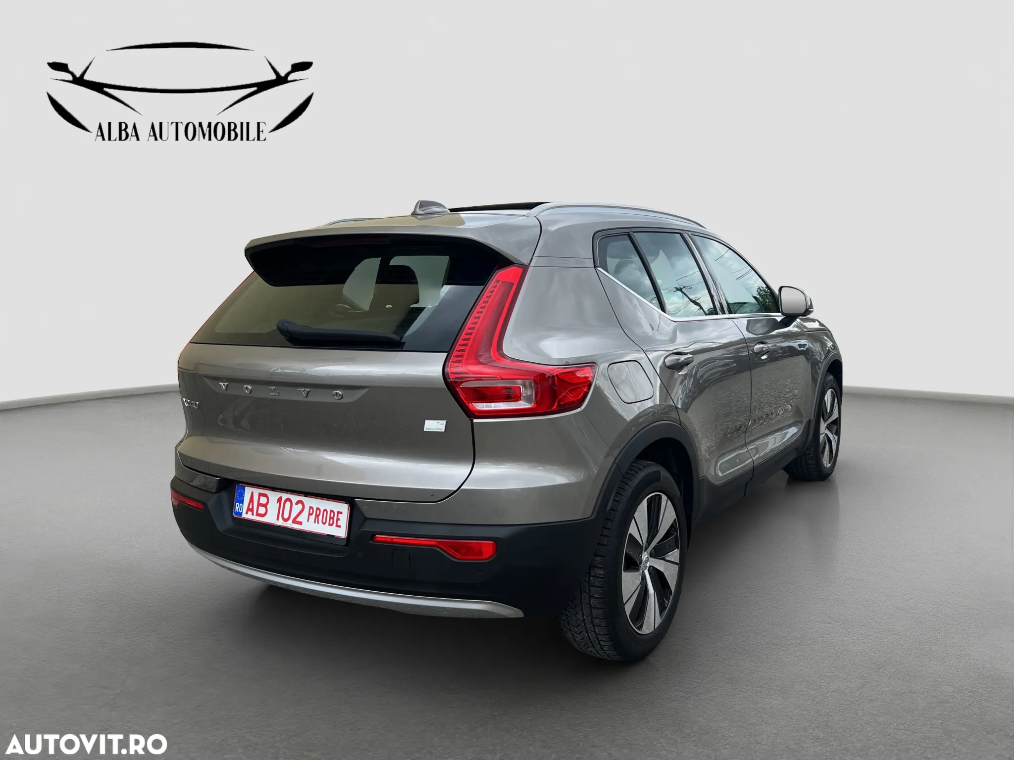 Volvo XC 40 Recharge T4 Twin Engine AT7 Inscription Expression - 8