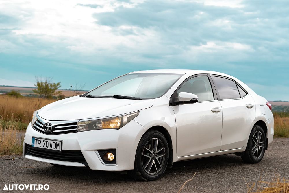 Toyota Corolla 1.6 Valvematic CVT Sol - 3
