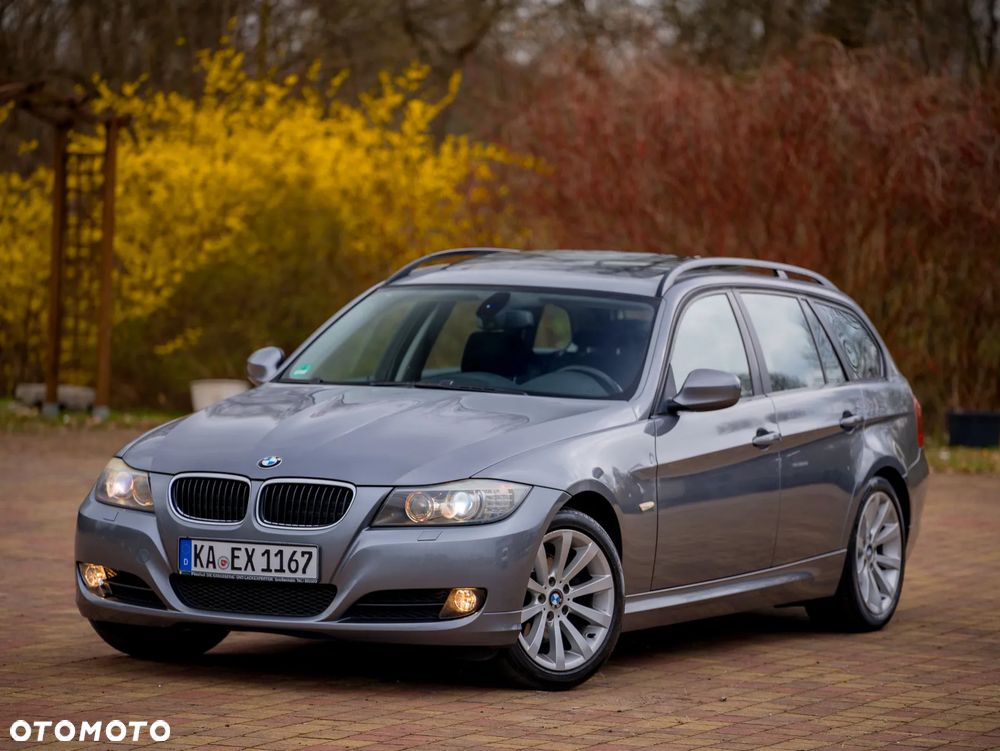 BMW Seria 3 320i Edition Exclusive - 1
