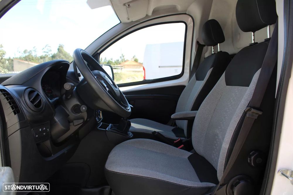 Fiat Fiorino 1.3 M-Jet SX GPS - 13