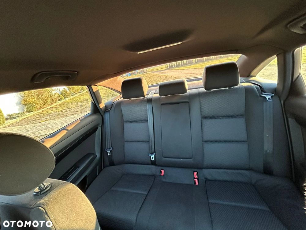 Audi A6 Limousine 2.4 - 17