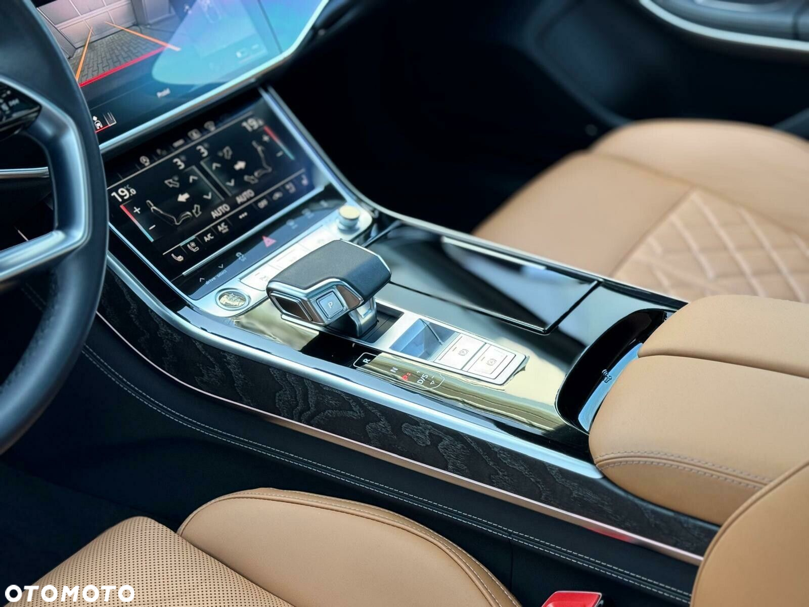 Audi A8 - 12