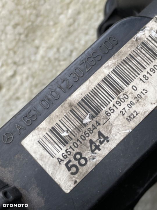 MERCEDES om 651 dekiel pokrywa zaworów sprinter - 3