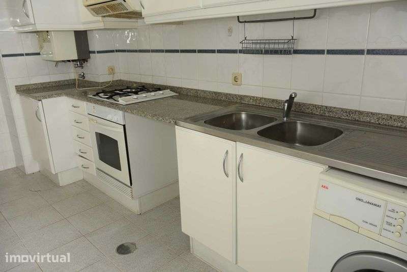 ARRENDO apartamento T1 - Grande imagem: 4/12