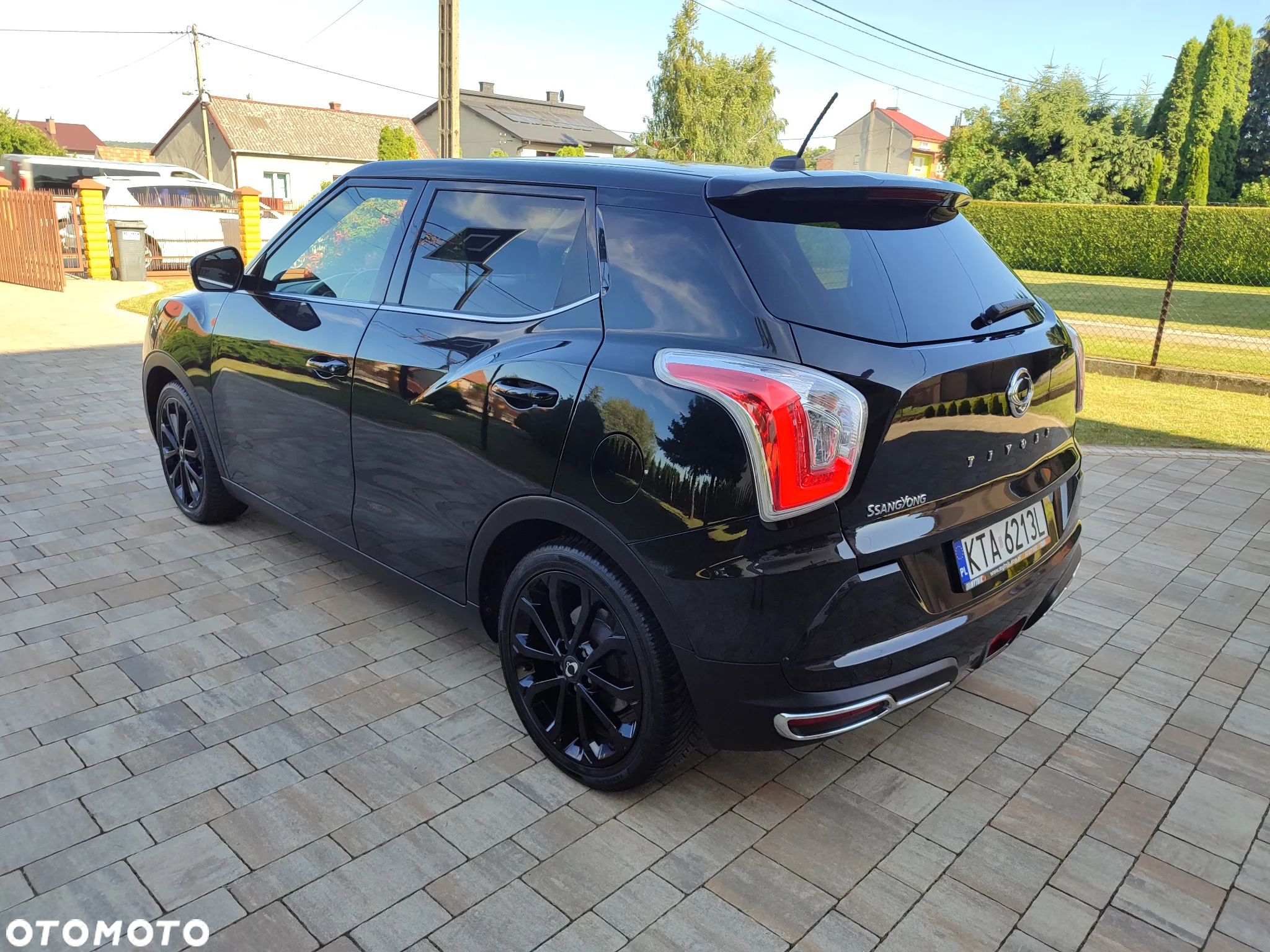 SsangYong/KGM Tivoli 1.6 Crystal Base - 4