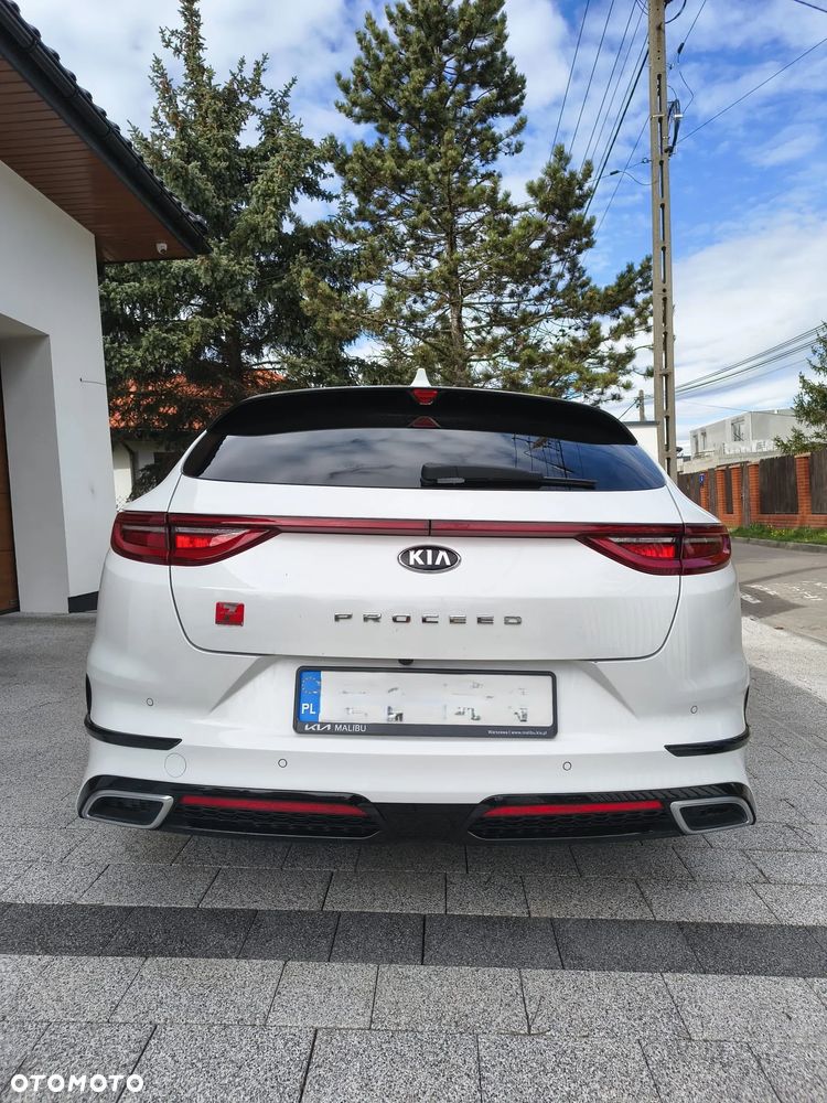 Kia ProCeed 1.4 T-GDI DCT7 OPF GT LINE - 4